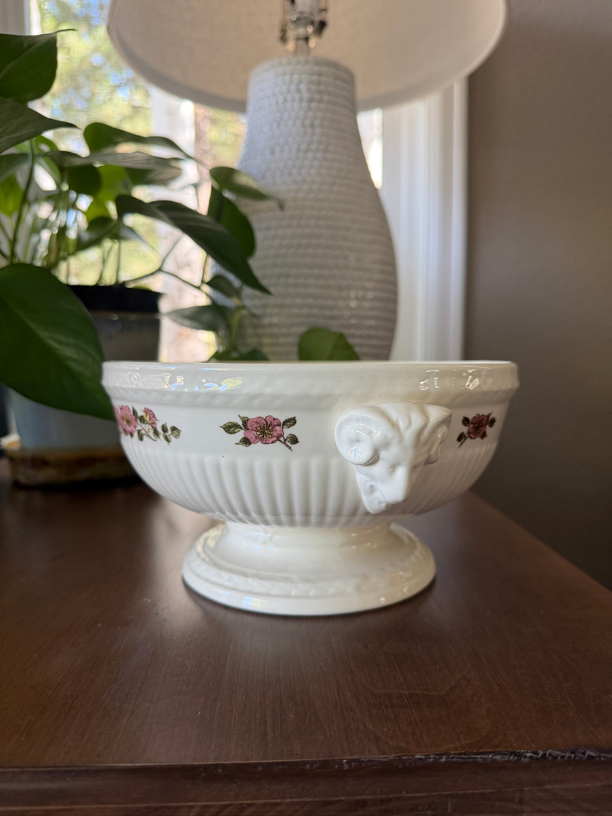 Wedgwood Queensware pedestal bowl